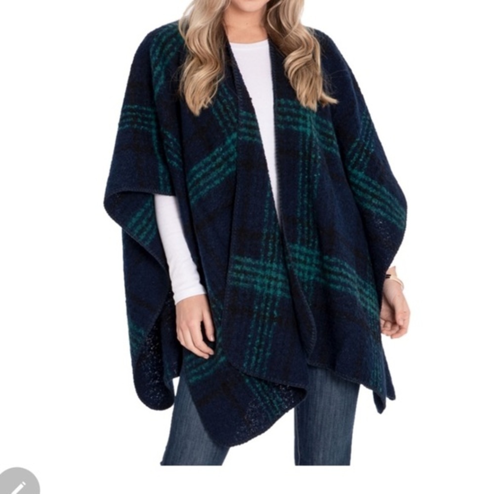 Woolrich Women’s Blue Green Black Plaid Poncho Shawl Wrap One Size Fits All